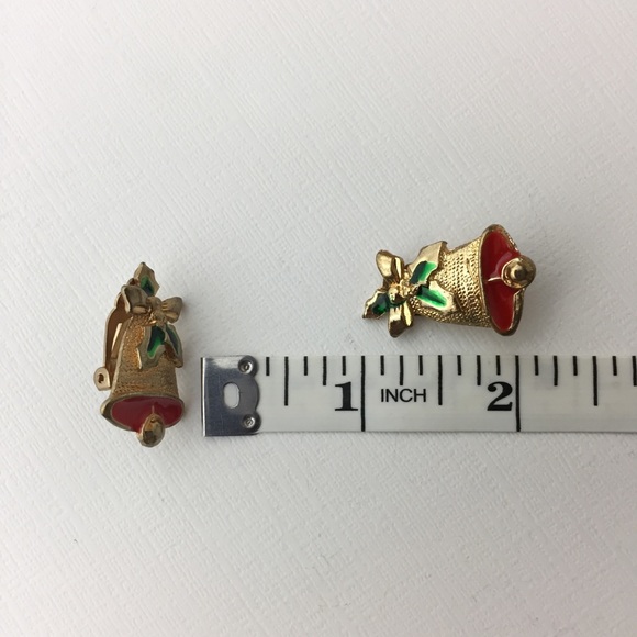 Vintage Christmas Bells Gold Tone Clip On Earrings - Picture 8 of 8
